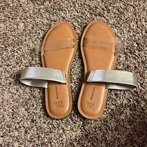 Time and Tru sandal slides, size US 8. Good condition:)